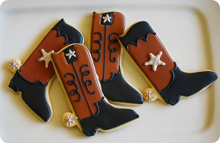 texas & cowboy boot cookie tutorial | bake at 350