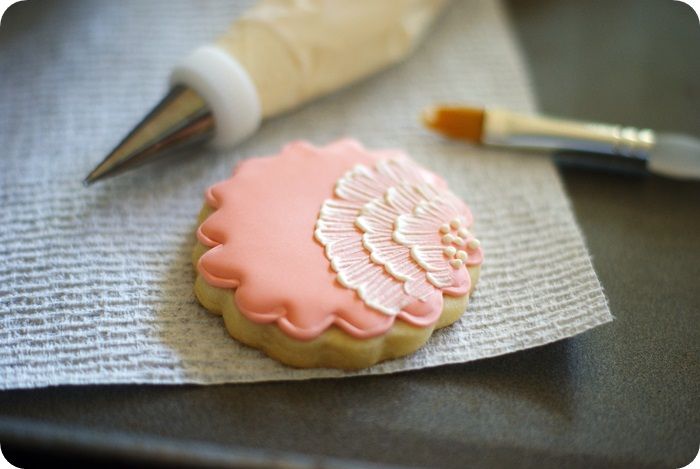 brush embroidery cookie tutorial ::: bake at 350 blog