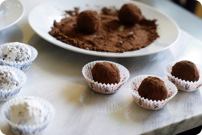 cocoa almond truffles ::: bake at 350 blog