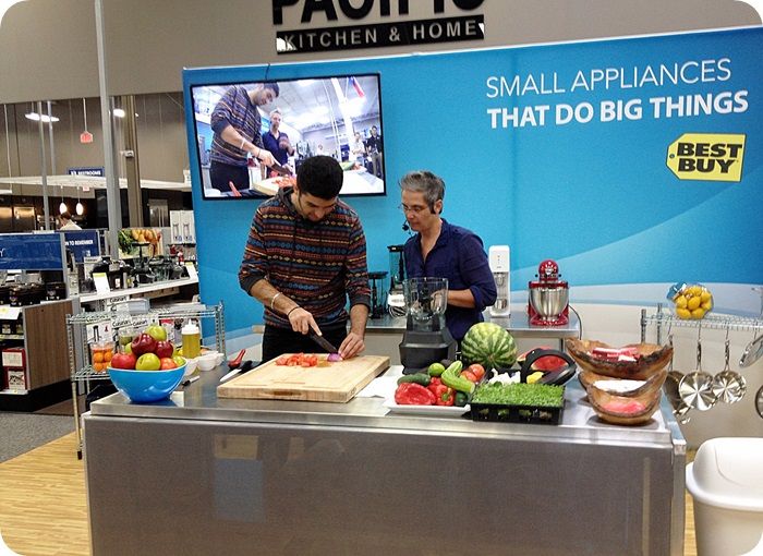 Monica Pope demo at Best Buy