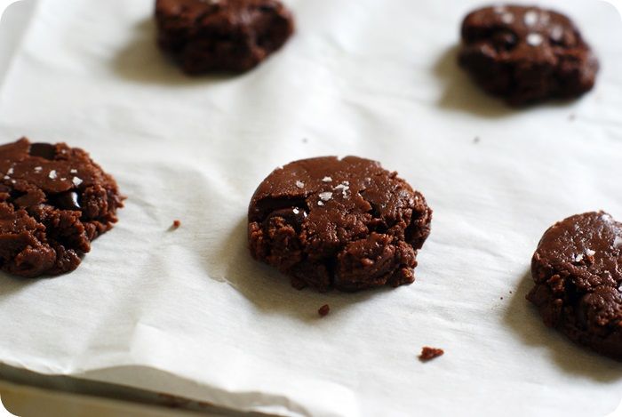Nutella Chocolate Chip Sea Salt-Sprinkled Cookies ::: bake at 350 blog
