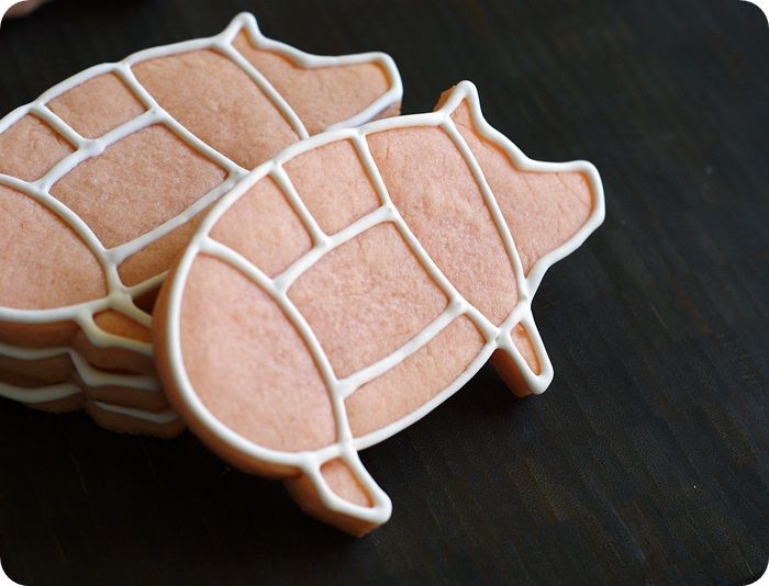 pig cookies ::: bake at 350 blog