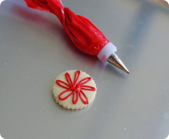 Rah! Rah! Sis! Boom! Bah! Super Easy Pom Pom Cookies!