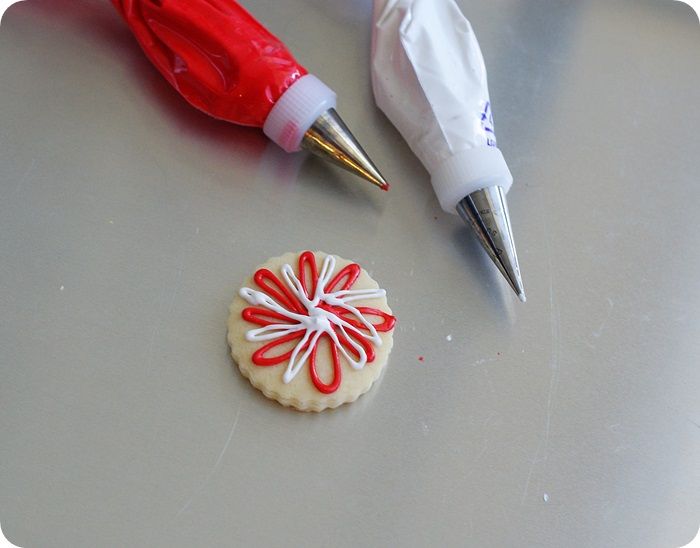 Rah! Rah! Sis! Boom! Bah! Super Easy Pom Pom Cookies!