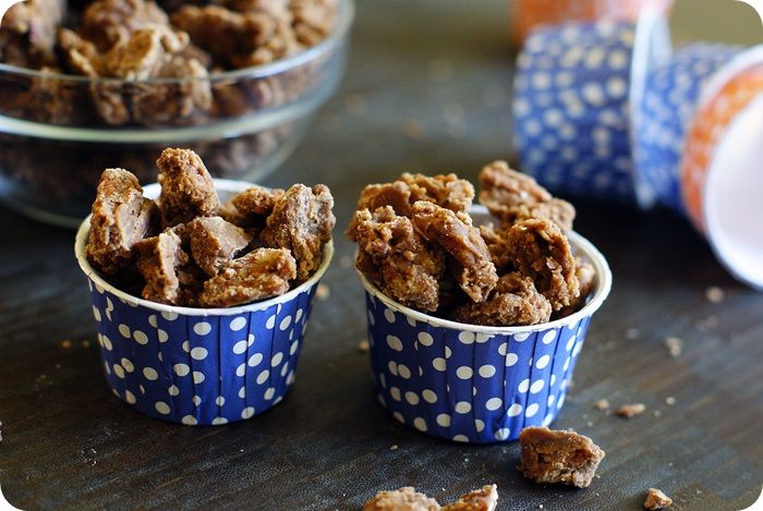 spiced candied pecans...put this recipe on your list for homemade holiday gift-giving!