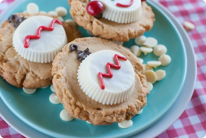 white chocolate peanut butter cup christmas cookies ::: white chocolate reese's peanut butter cups; they exist! 