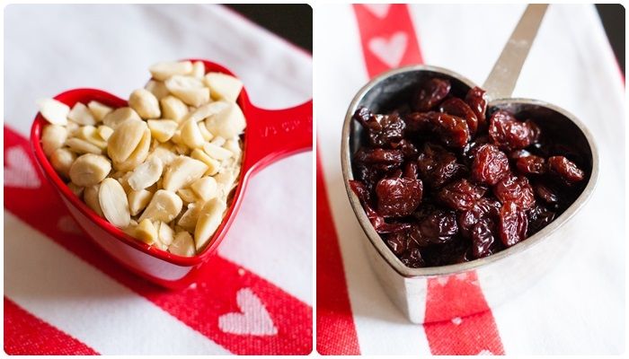 heart-shaped measuring cups