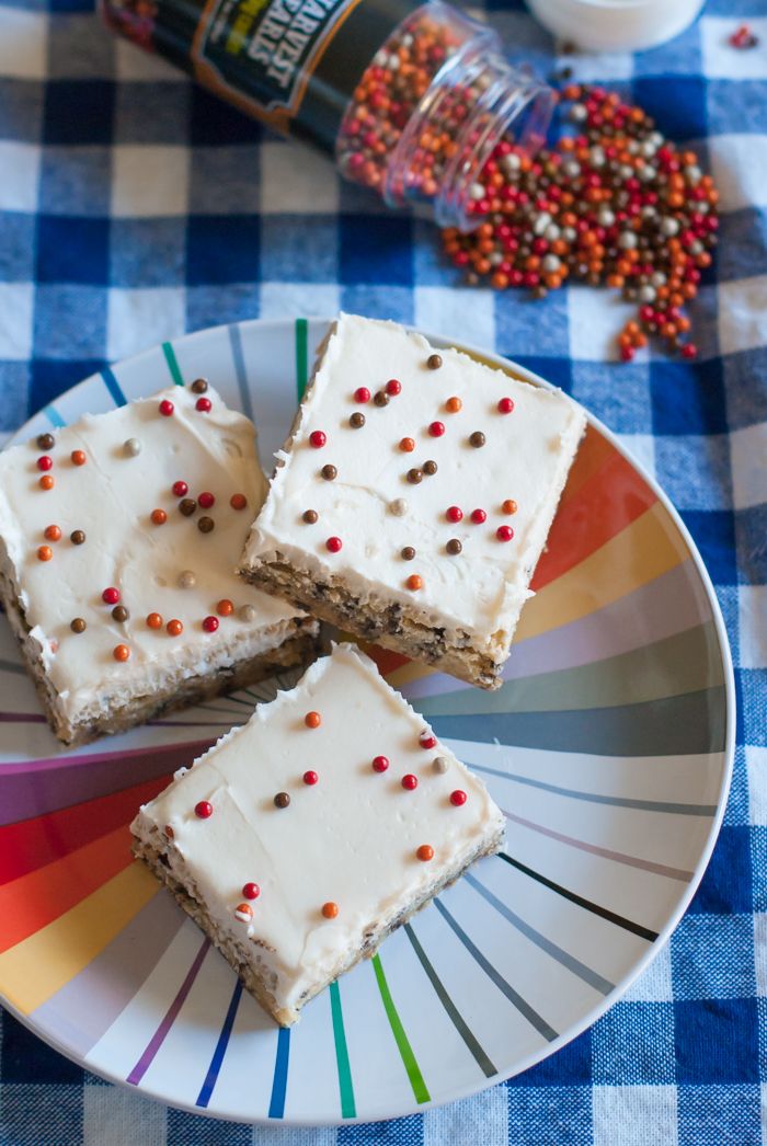 cake batter blondie bars @bakeat350