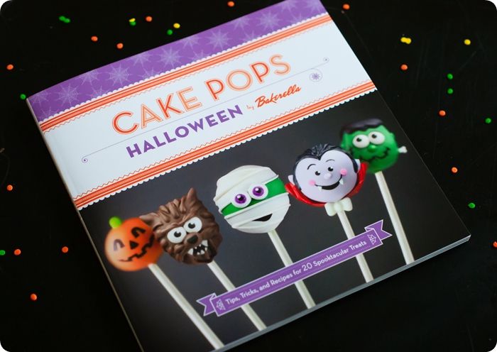 Cake Pops Halloween by Angie Dudley (Bakerella) 