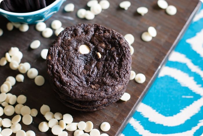 cookies and cream cookies ... made with Hershey's drops, white chocolate chips, and Oreos. from @bakeat350