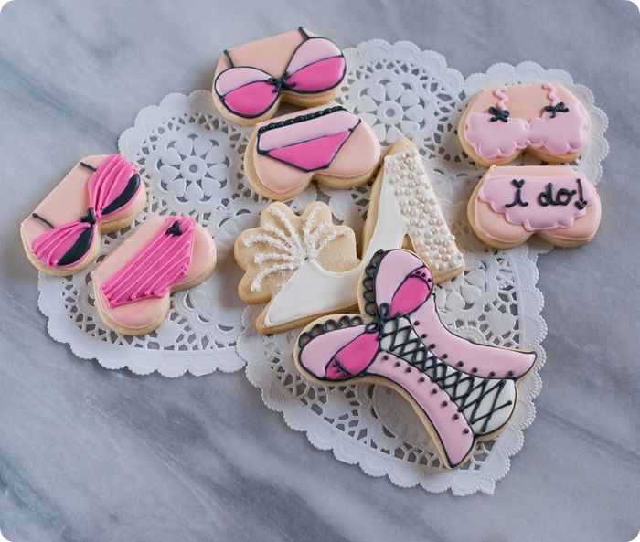 lingerie decorated cookies for a honeymoon or lingerie-themed bridal shower...or bachelorette party ♥