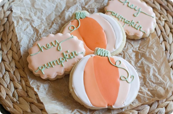 ombre pumpkin cookies from @bakeat350