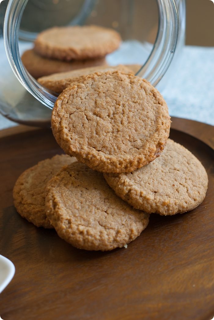 peanut butter pumpkin cookies from @bakeat350