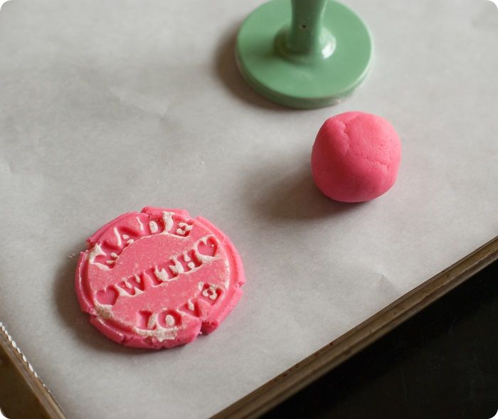 made with love ♥ pink almond shortbread cookies from @bakeat350