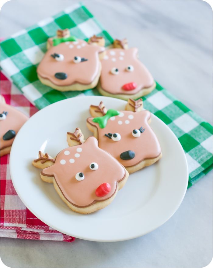 reindeer face decorated cookie tutorial