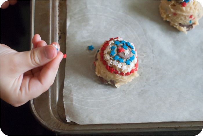 4th of July Soft Milk Chocolate Chip Cookies