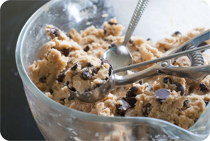 the six degrees of separation/new york times/jacques torres chocolate chip cookie recipe