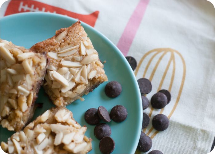 chocolate almond blondies from bakeat350.blogspot.com