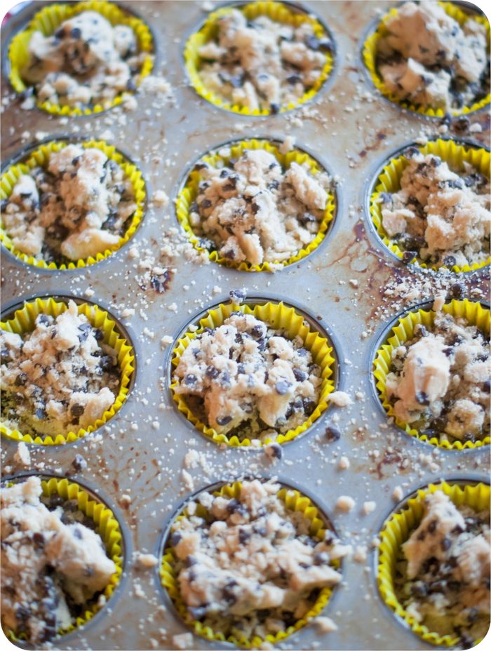 chocolate banana muffins with cookie dough streusel topping!!!