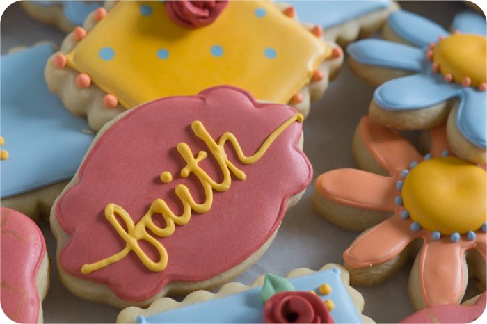fall floral decorated cookies ... how to mix colors to achieve this color palette