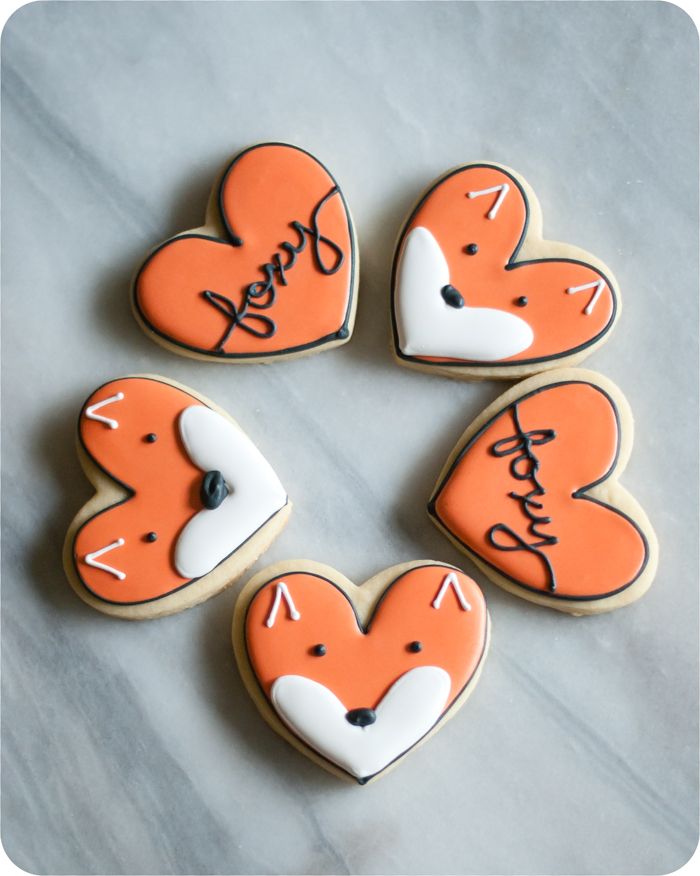 fox cookies made from a heart cookie cutter : post has decorating tutorial and recipes