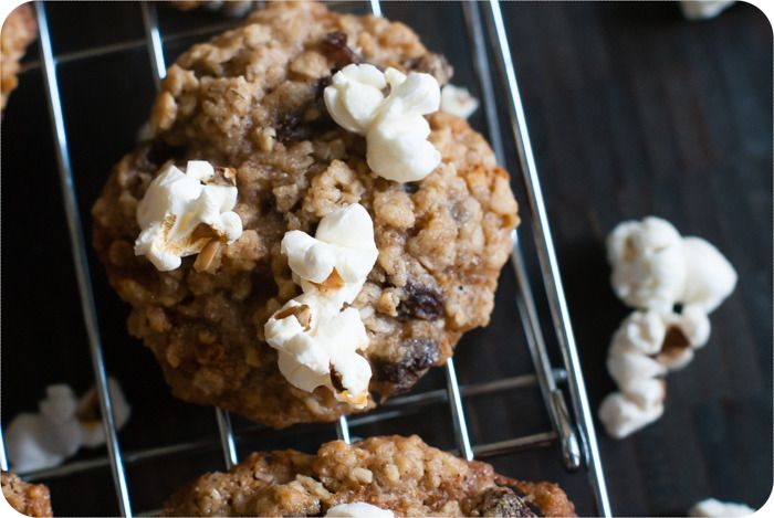 oatmeal raisin popcorn cookies | bakeat350.blogspot.com