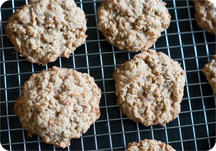 oatmeal toffee cookies {gluten free}