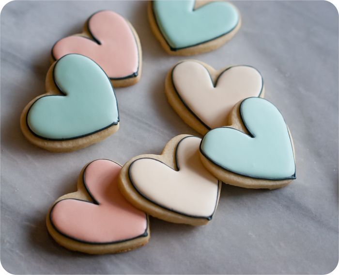 paris cookies hearts photo paa paris-themed decorated cookie set: eiffel tower, poodles, and hearts in soft colors riscookies17of18.jpg