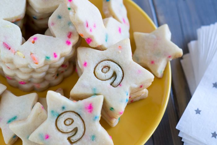 Cookies to celebrate a STAR BIRTHDAY! Simple and festive cookies to celebrate these extra special birthdays.