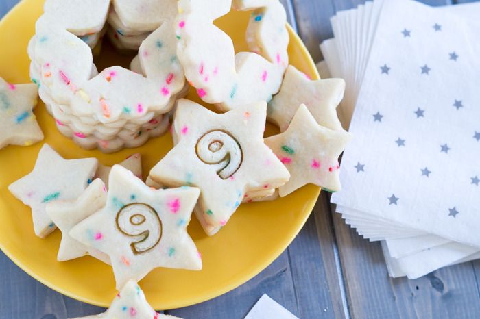cookies to celebrate a STAR BIRTHDAY!