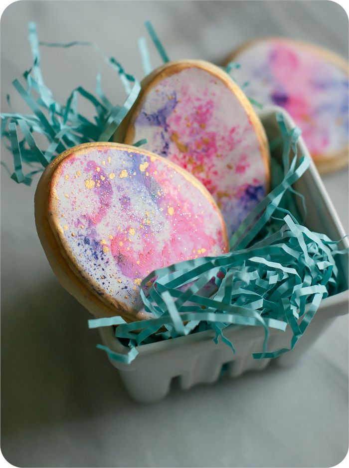 watercolor gold-speckled easter egg decorated cookies