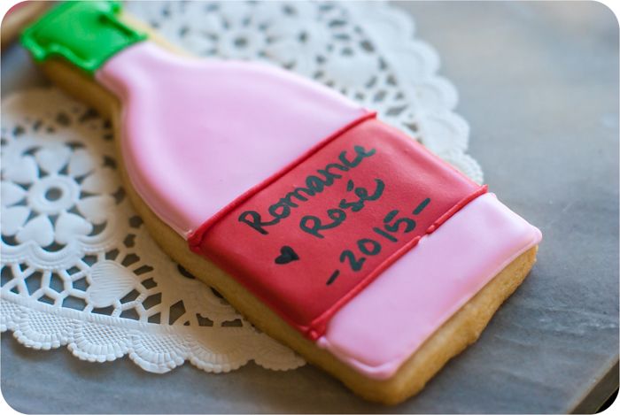 valentine wine bottle cookies ♥