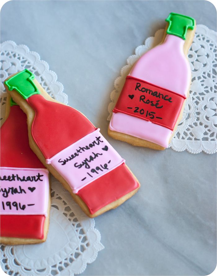 valentine wine bottle cookies ♥ 