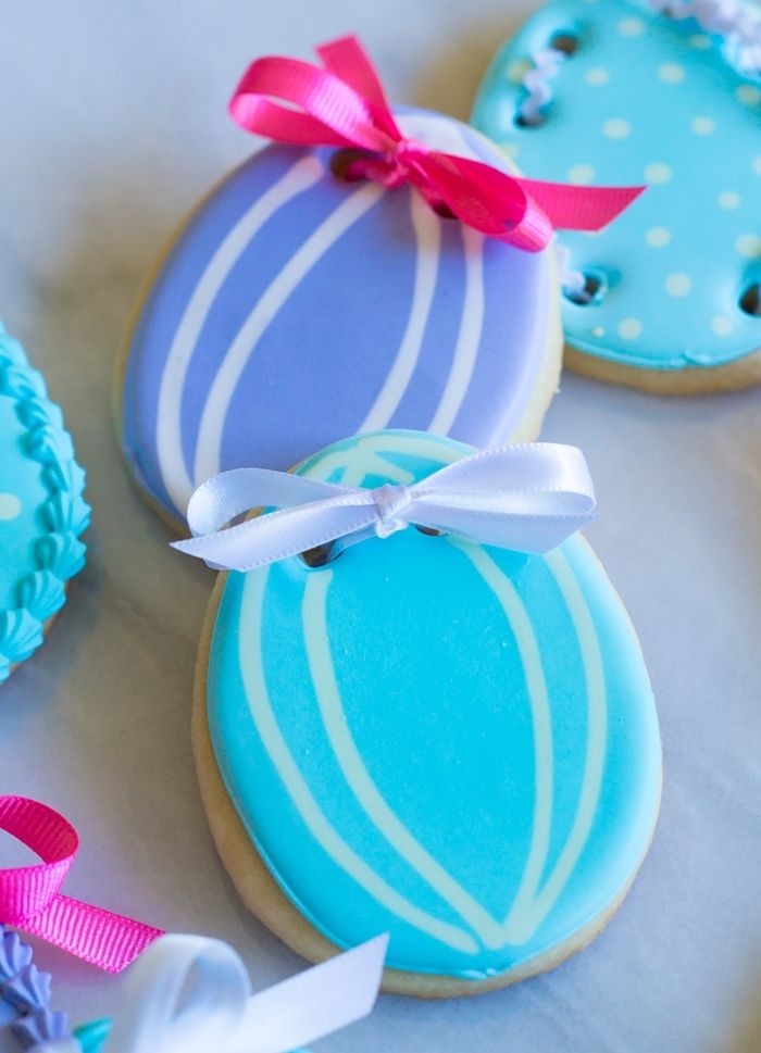 how to make beribboned easter egg decorated cookies