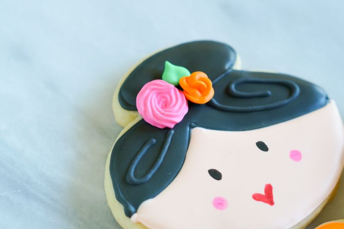 Dia de los Muertos Decorated Cookies > decorating tutorial