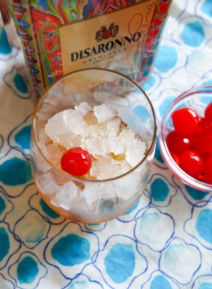 Ginger Amaretto Sours, cocktail for one or for a crowd. Make-ahead or drink right away!