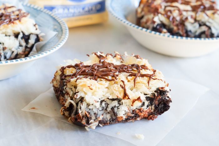 Macaroon Brownies | bakeat350.blogspot.com for @imperialsugar