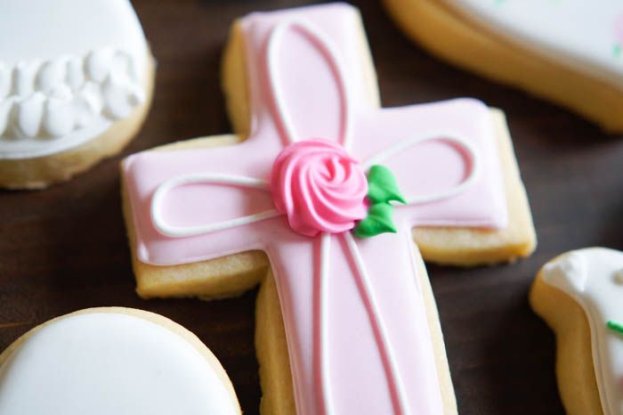 decorated baptism cookies