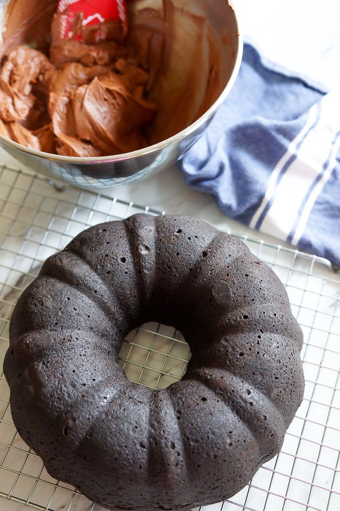 chocolate fudge bundt cake ...a chocolate lover's dream!