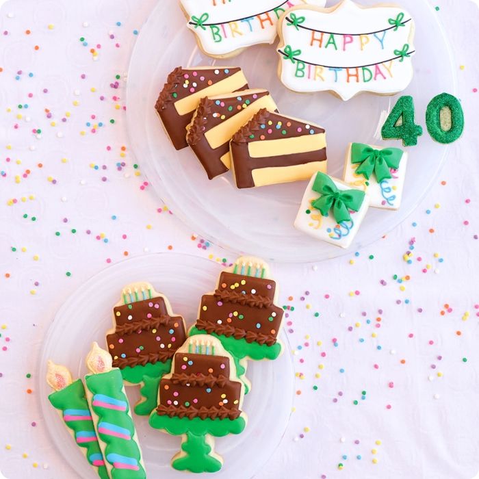cookies from the book Decorating Cookies Party: 10 Celebratory Themes * 50 Designs