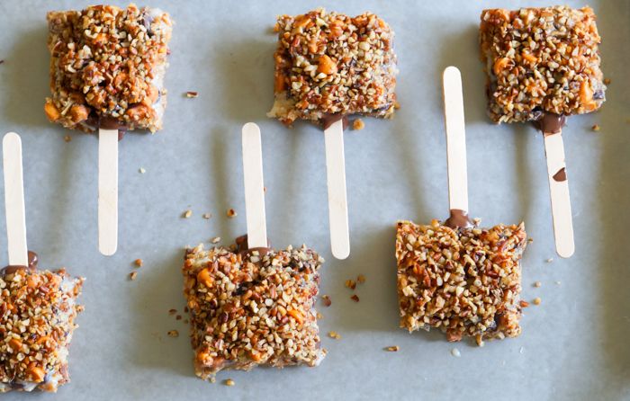 Chocolate-Dipped 7-Layer Cookies on a Stick