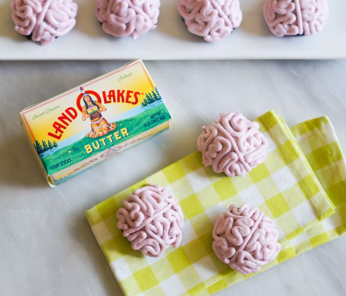 Black Cocoa Cookies with Vanilla Brains Buttercream ... perfect cookies for Halloween!
