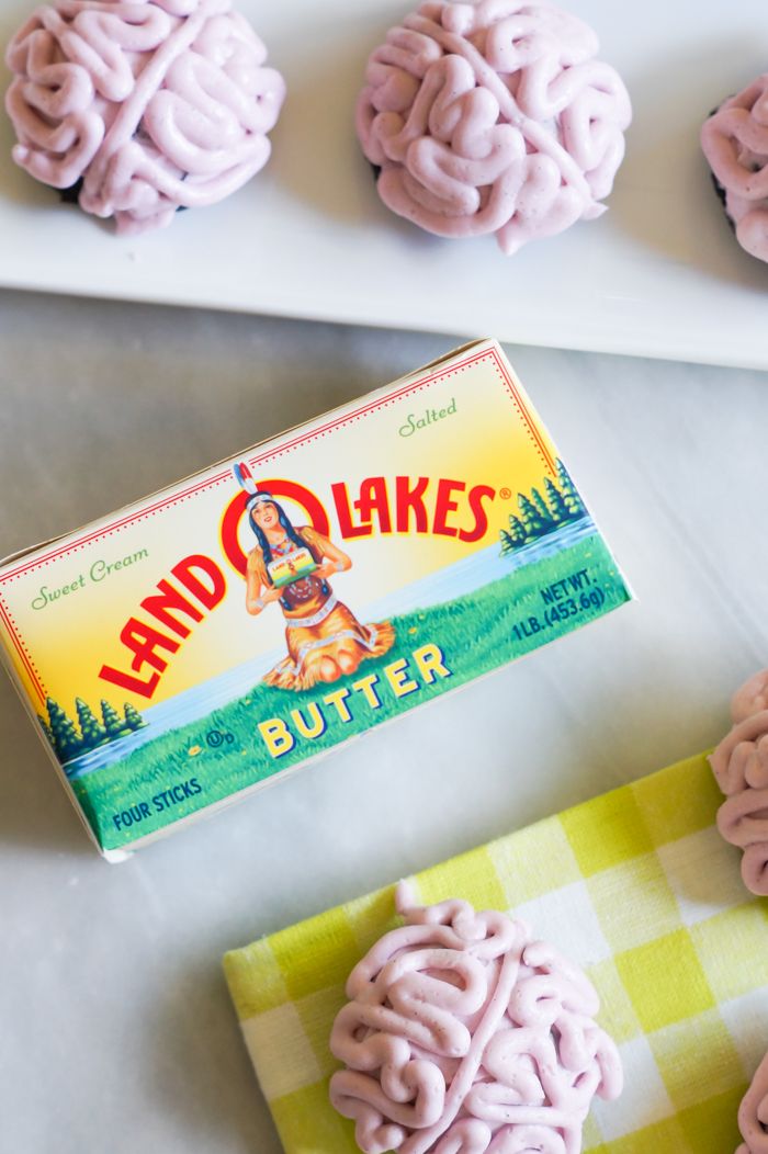 Black Cocoa Cookies with Vanilla Brains Buttercream ... perfect cookies for Halloween!
