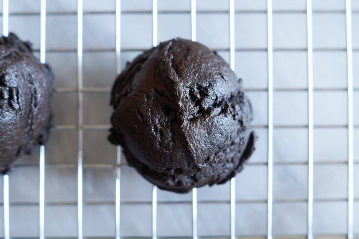 black cocoa cookies
