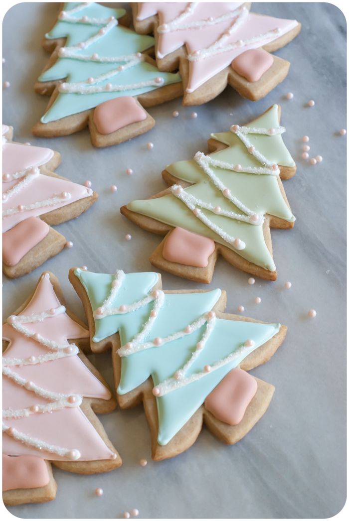 pastel christmas tree decorated cookies