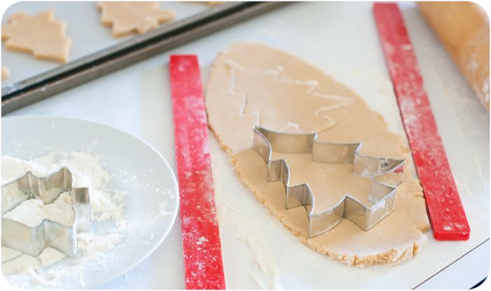 cinnamon-sugar cut-out cookie recipe + pastel christmas tree cookies tutorial