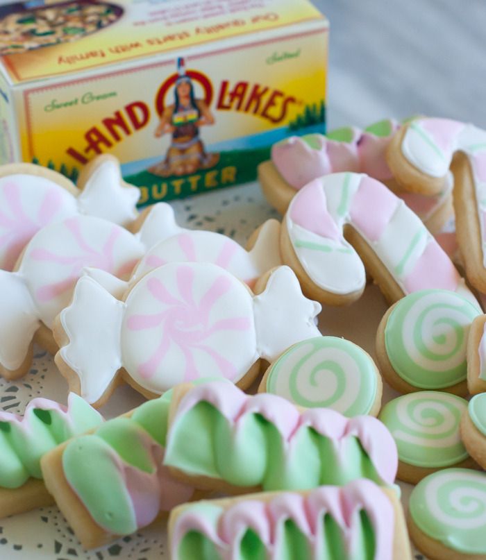 Butter Mint Cut-Out Candy Cookies : recipe + decorating tutorial