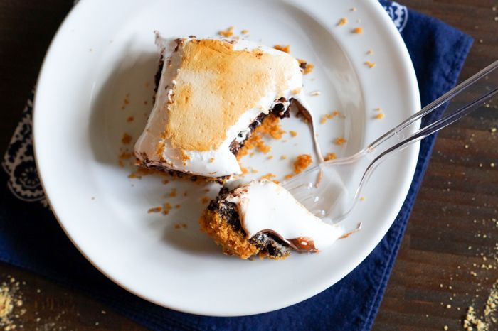 decadent, ooey, gooey > S'mores Brownies