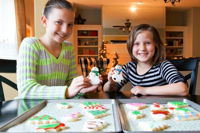 stress-free, mess-free (really!) Cookie Decorating with Kids!