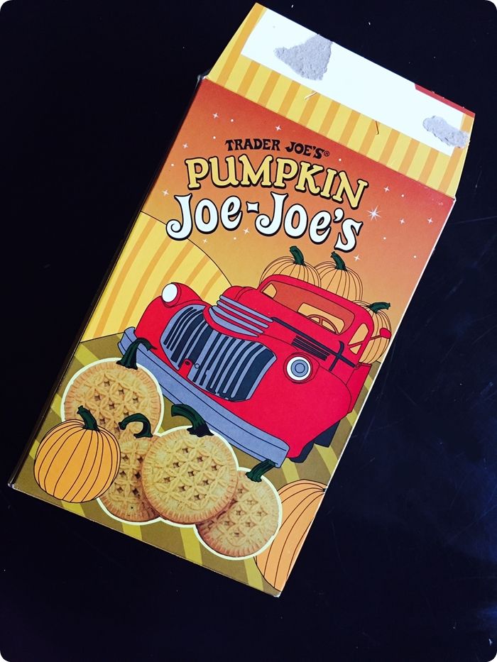 a review of Trader Joe's Pumpkin Joe-Joe's 